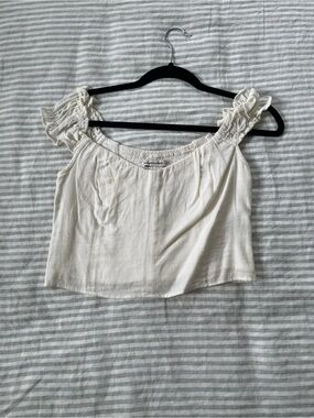Abercrombie & Fitch Cream Ruffle Strap Crop Top